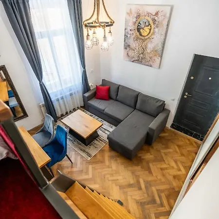 Studio Loft Apartment