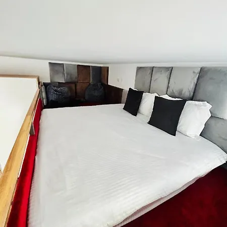 Studio Loft